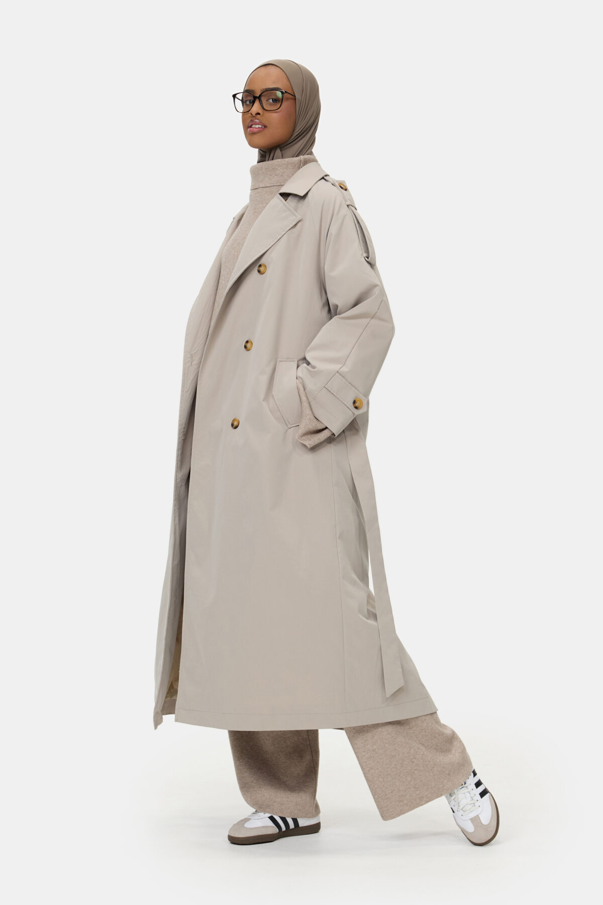 TRENCHCOAT