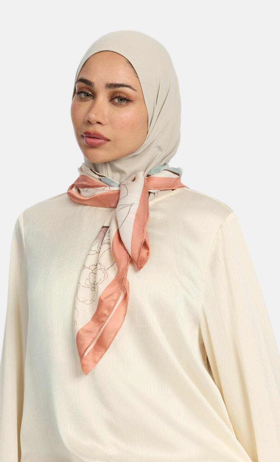 DETAIL SCARF