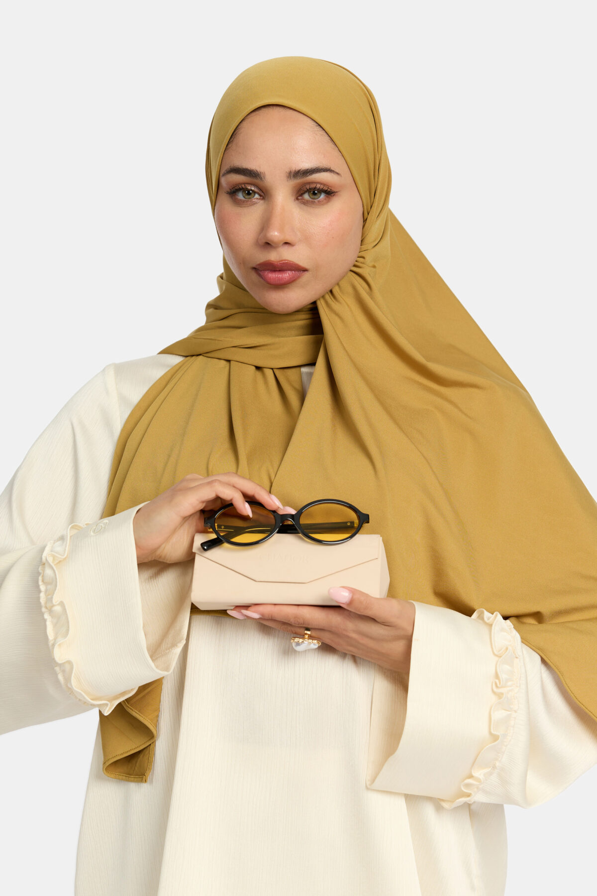 CHADOR'S SHADE