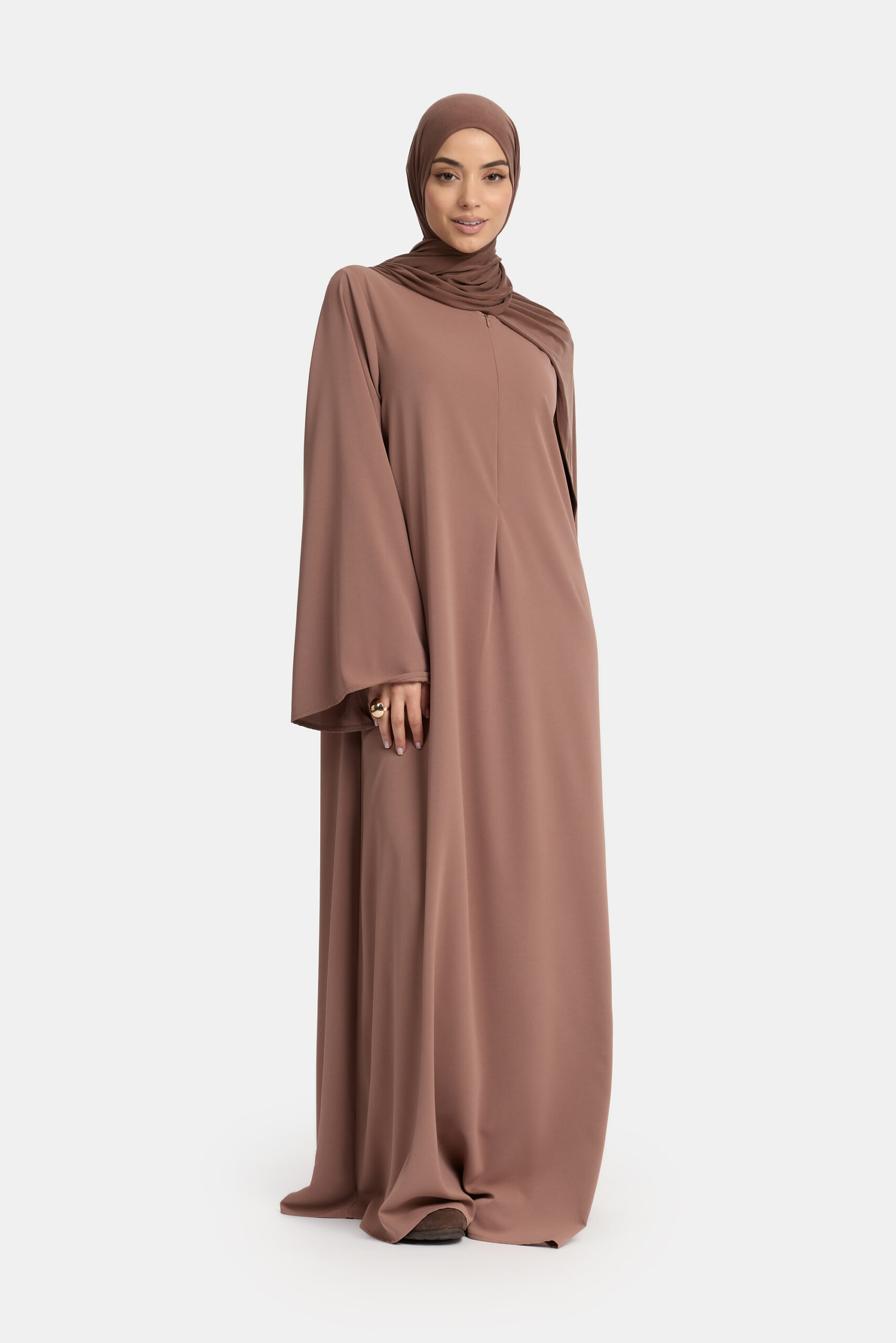 lightweight khimaar set.- cinnamon