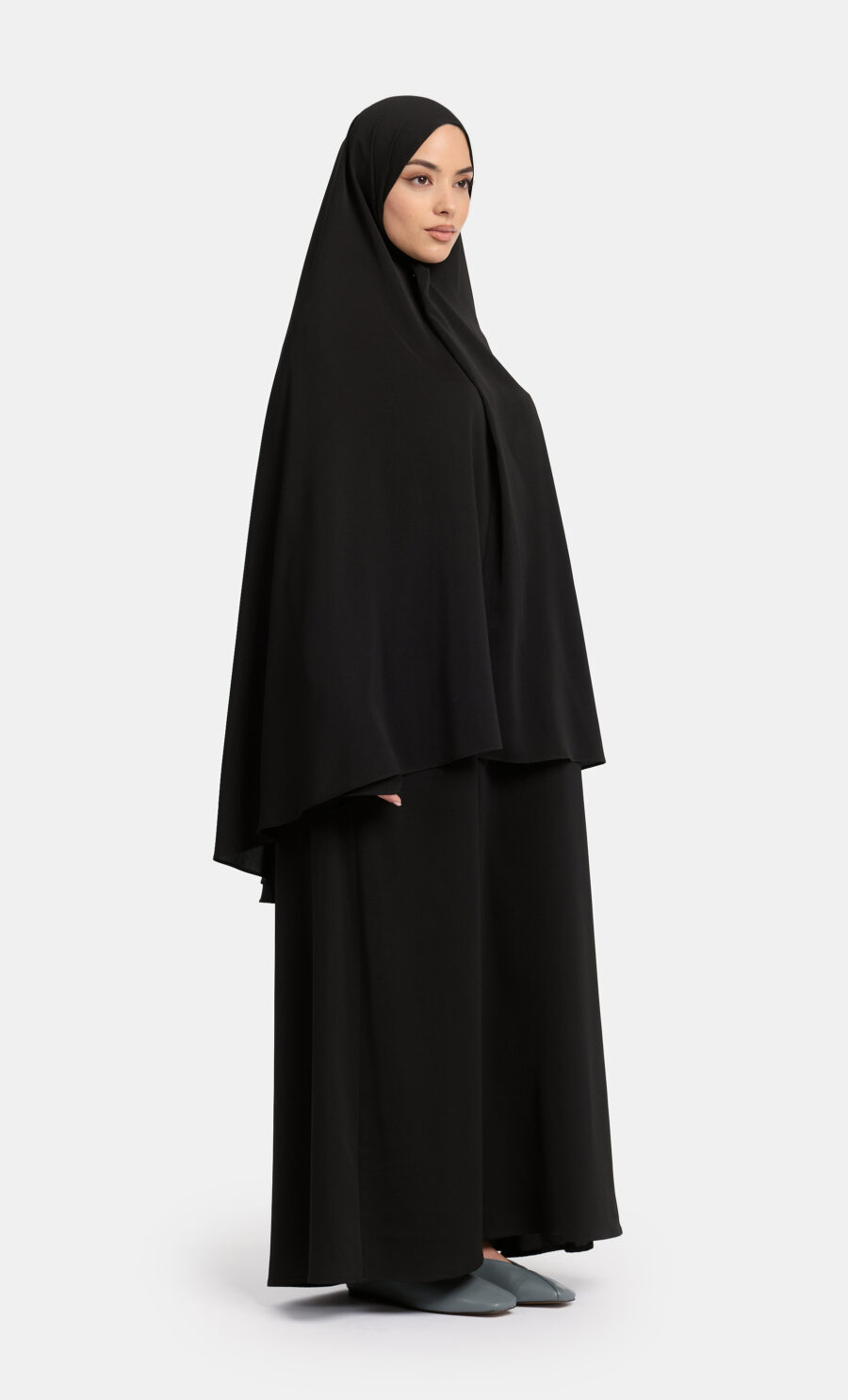 LIGHTWEIGHT ABAYA SET