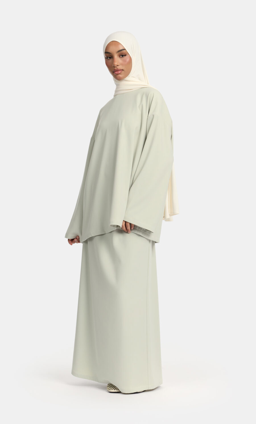 ESSENTIAL SKIRT SET