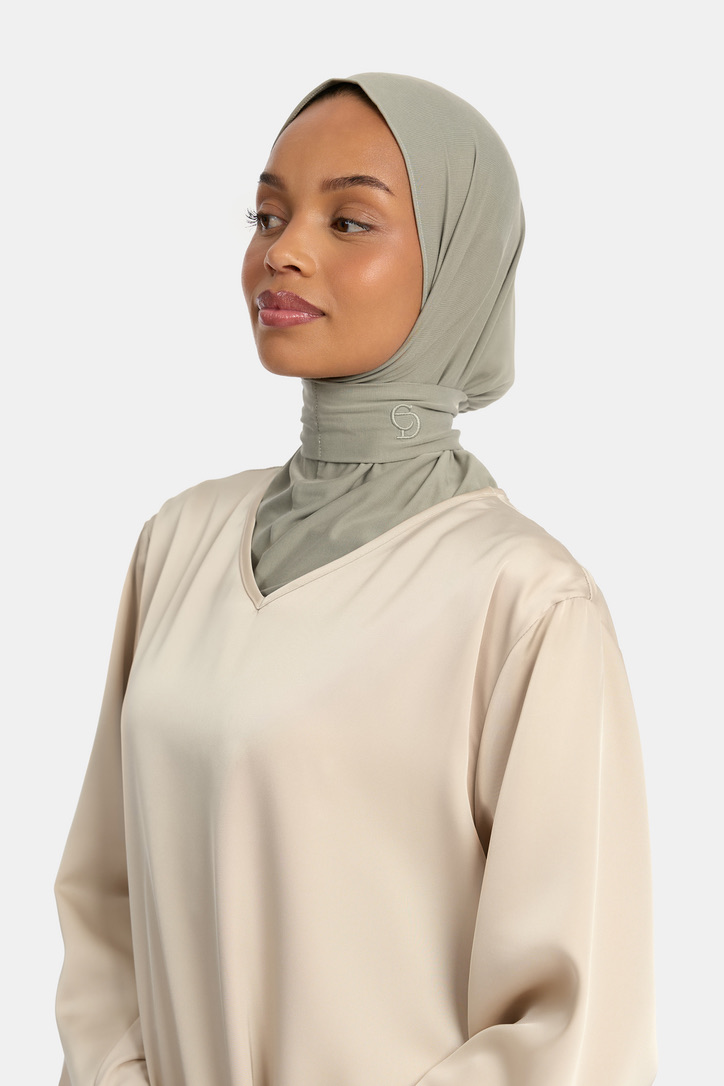 BREATHABLE PULL TIE HIJAB