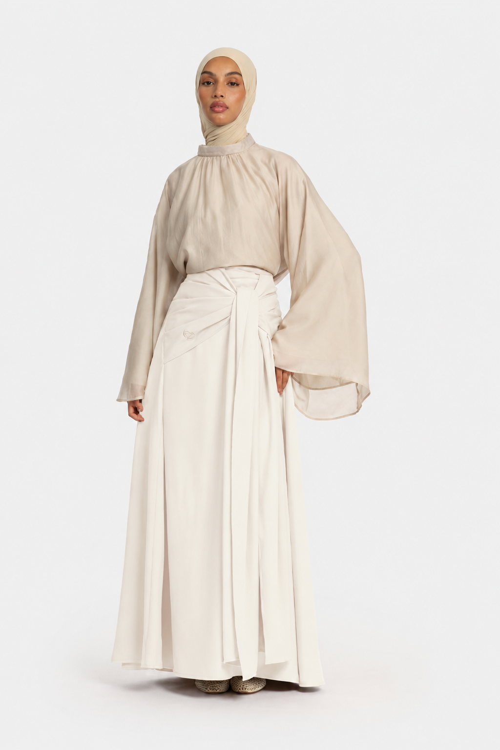 ESSENTIAL WRAP SKIRT - WHITE