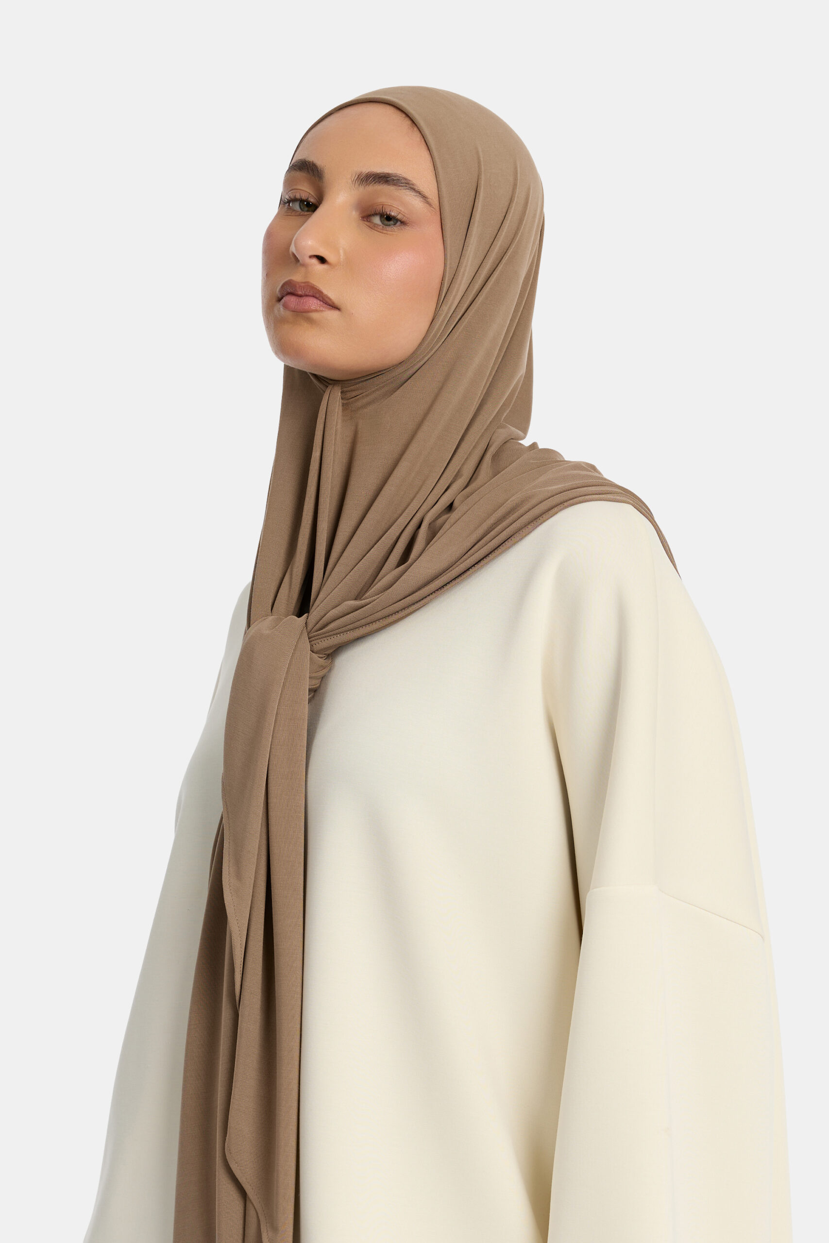 BREATHABLE TRIANGLE HIJAB - Image 2