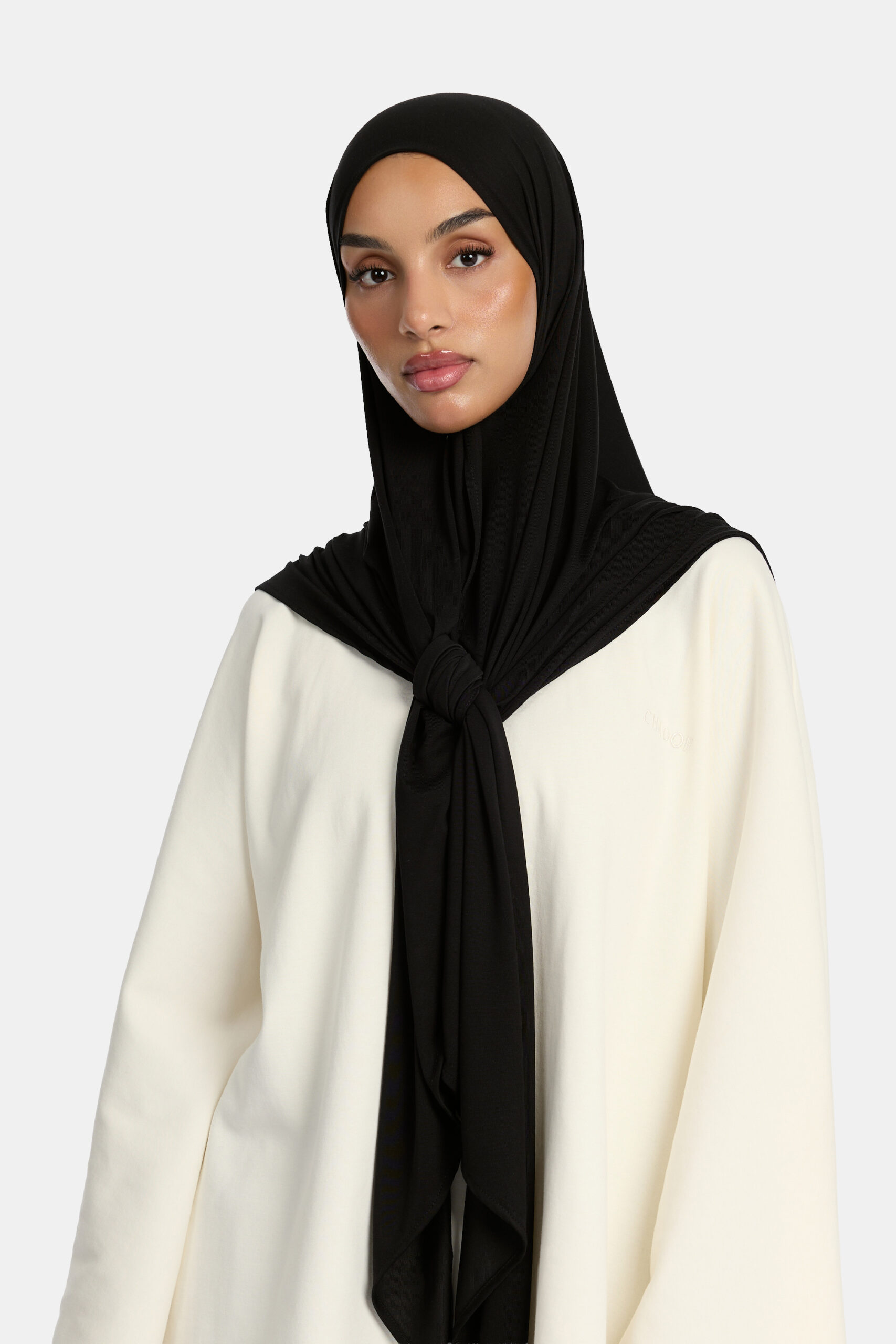 BREATHABLE TRIANGLE HIJAB - Image 1